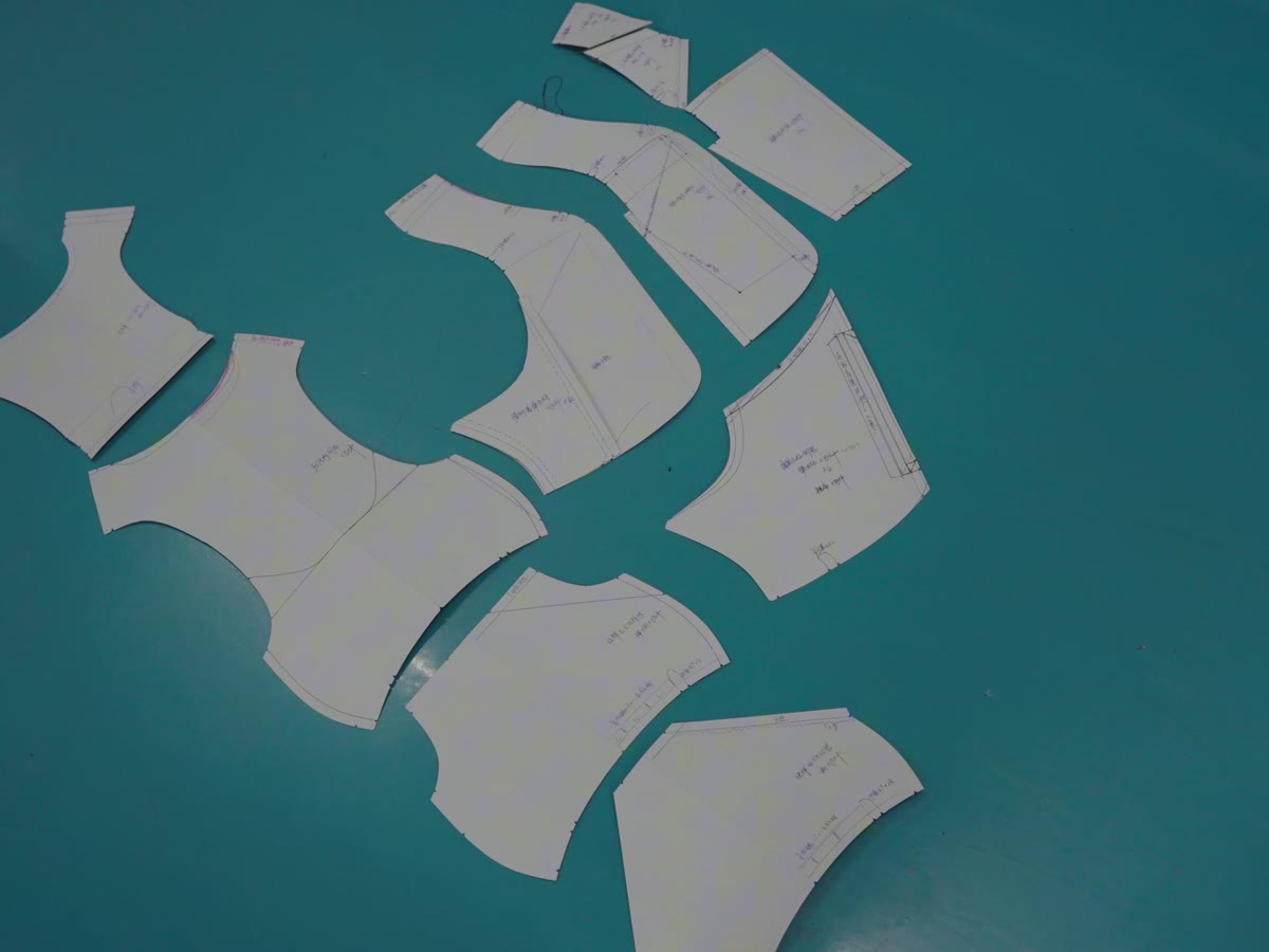 Paper patterns for vest panels